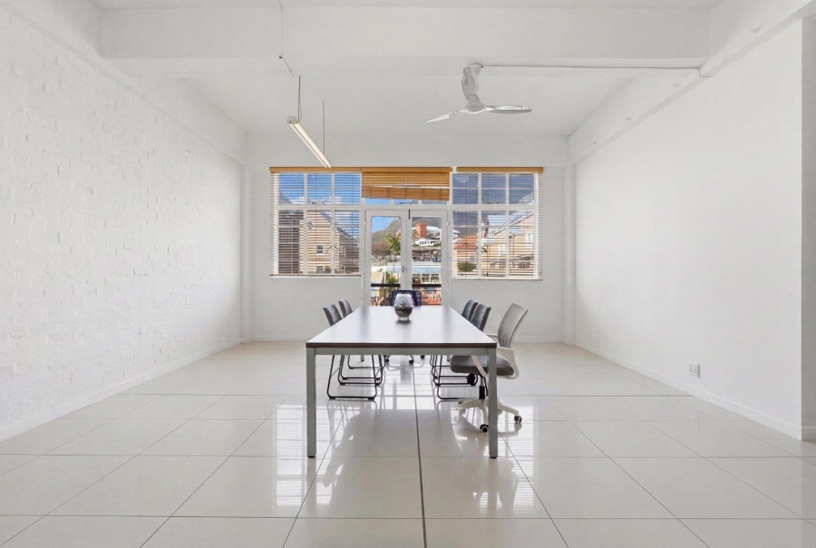 Commercial Property for Sale in Gardens Western Cape